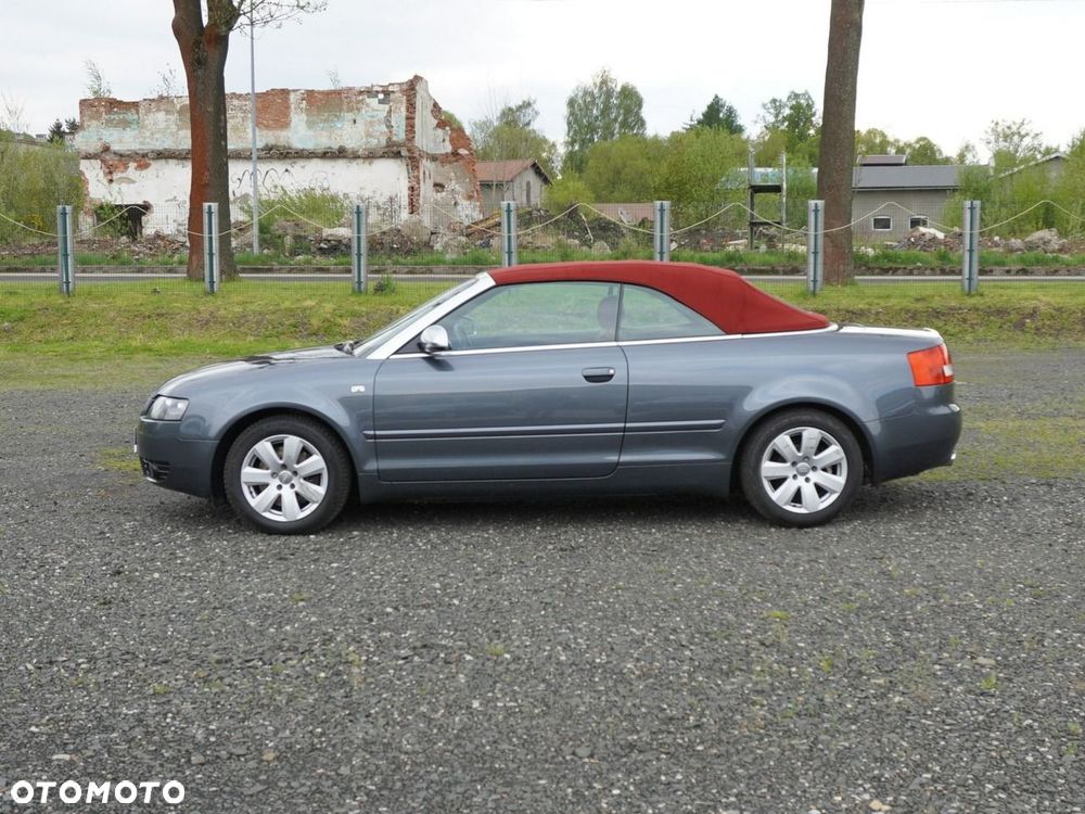 Audi A4 Cabrio - 4