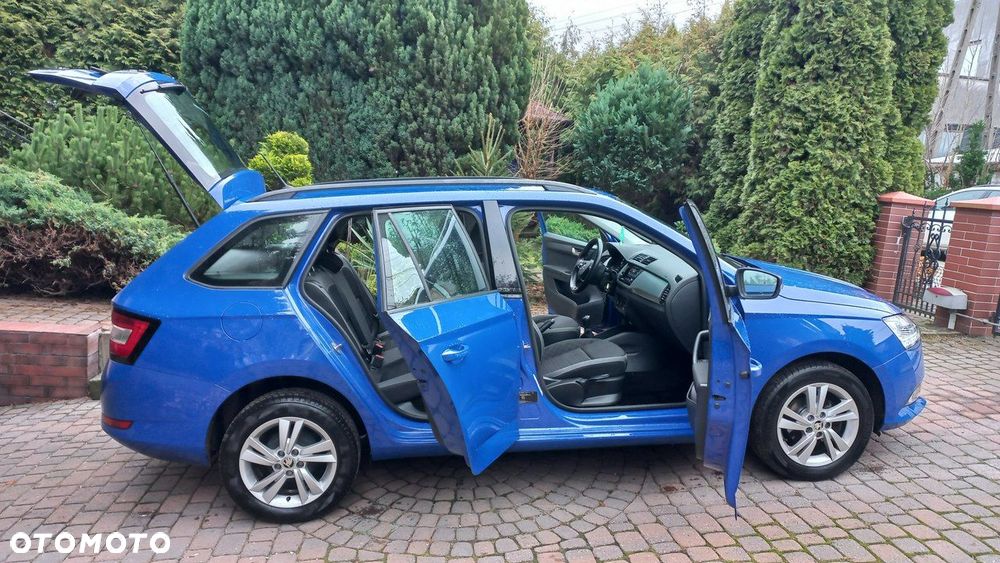 Skoda Fabia 1.0 TSI Ambition - 2