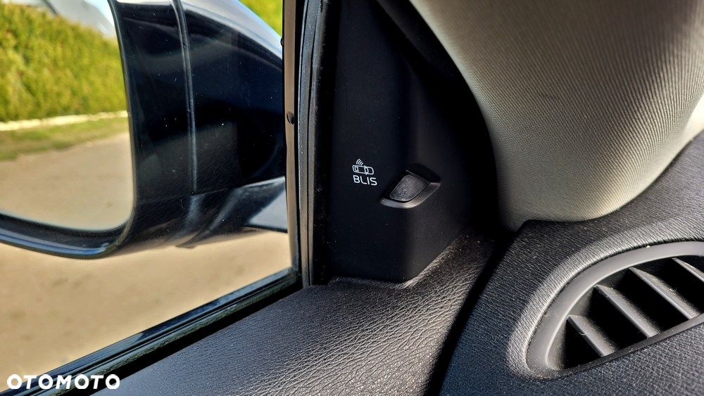 Volvo V40 D3 Geartronic Summum - 29