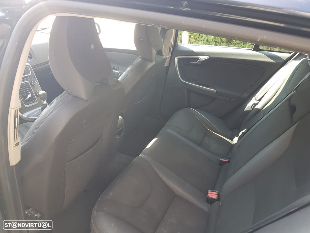 Volvo V60 2012 photo 5