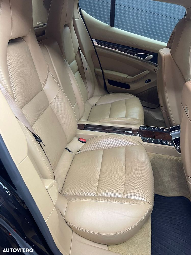 Porsche Panamera 3.0 PDK 4S - 10