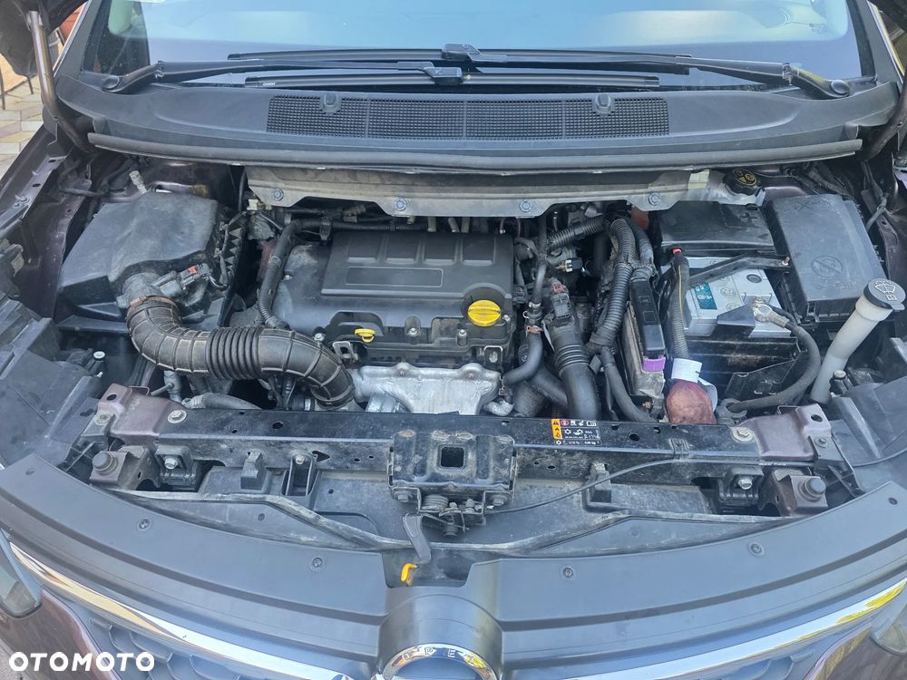 Opel Zafira - 33