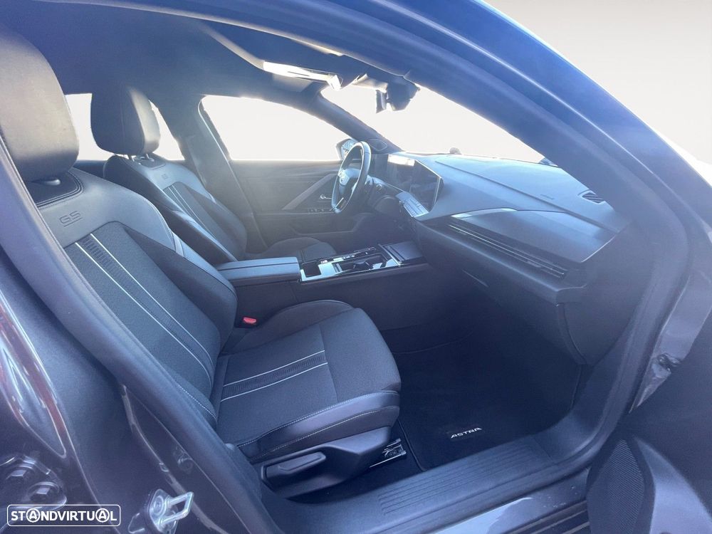 Opel Astra 1.2 T GS Aut. - 15