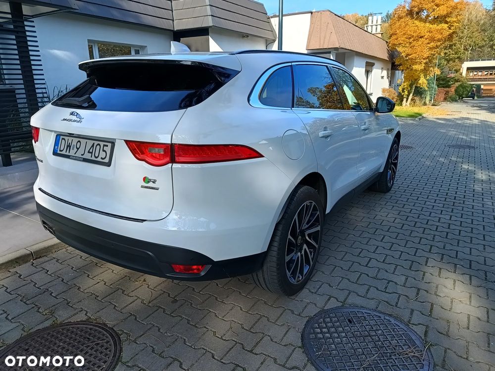 Jaguar F-Pace 2.0 i4D AWD Prestige - 2