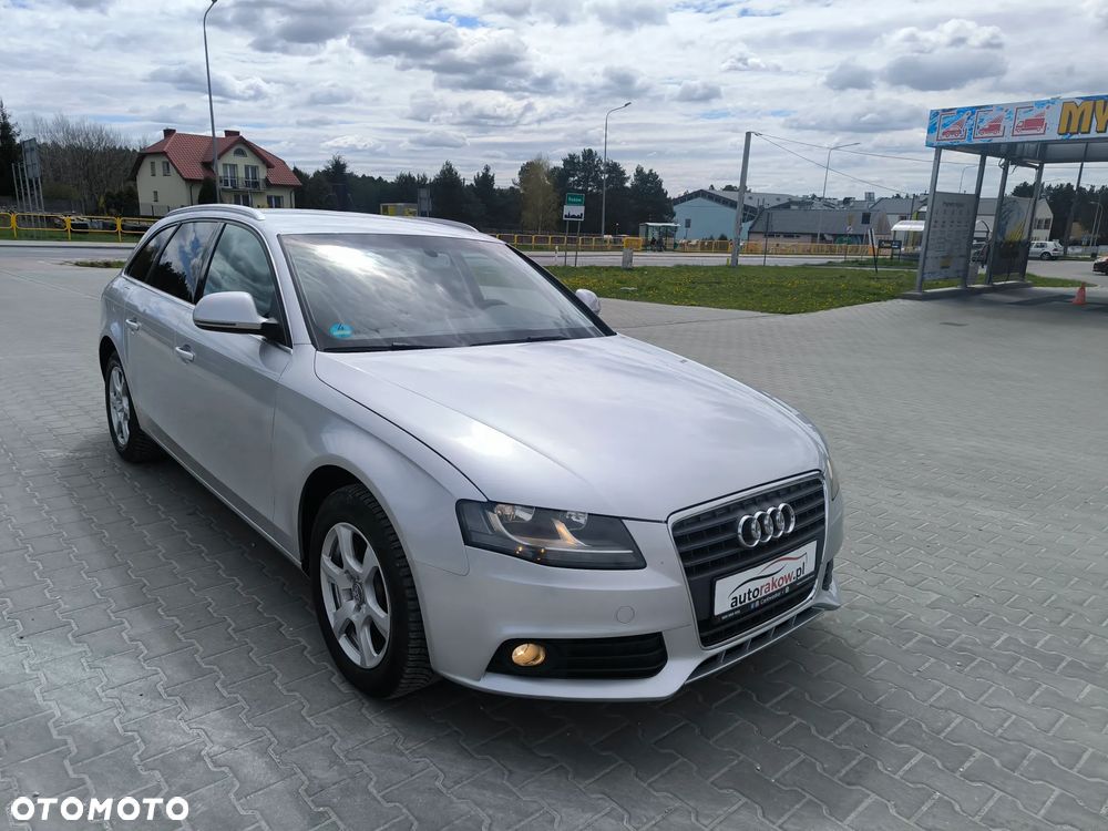 Audi A4 Avant - 1