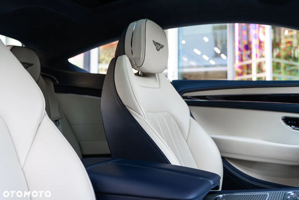 Bentley Continental GT - 24