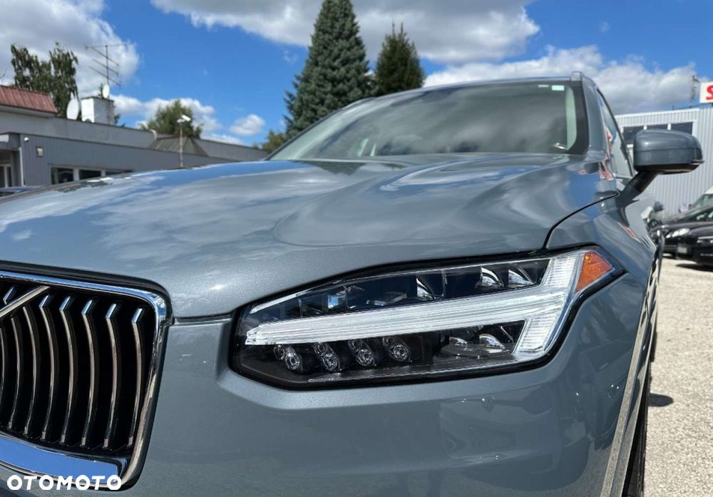 Volvo XC 90 - 8