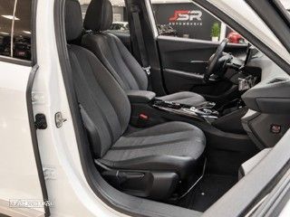 Peugeot 2008 1.2 PureTech Allure Pack EAT8 - 7