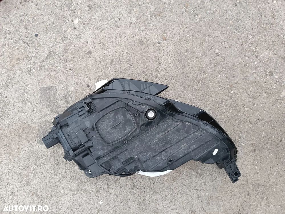 FAR DREAPTA AUDI A3 - 2