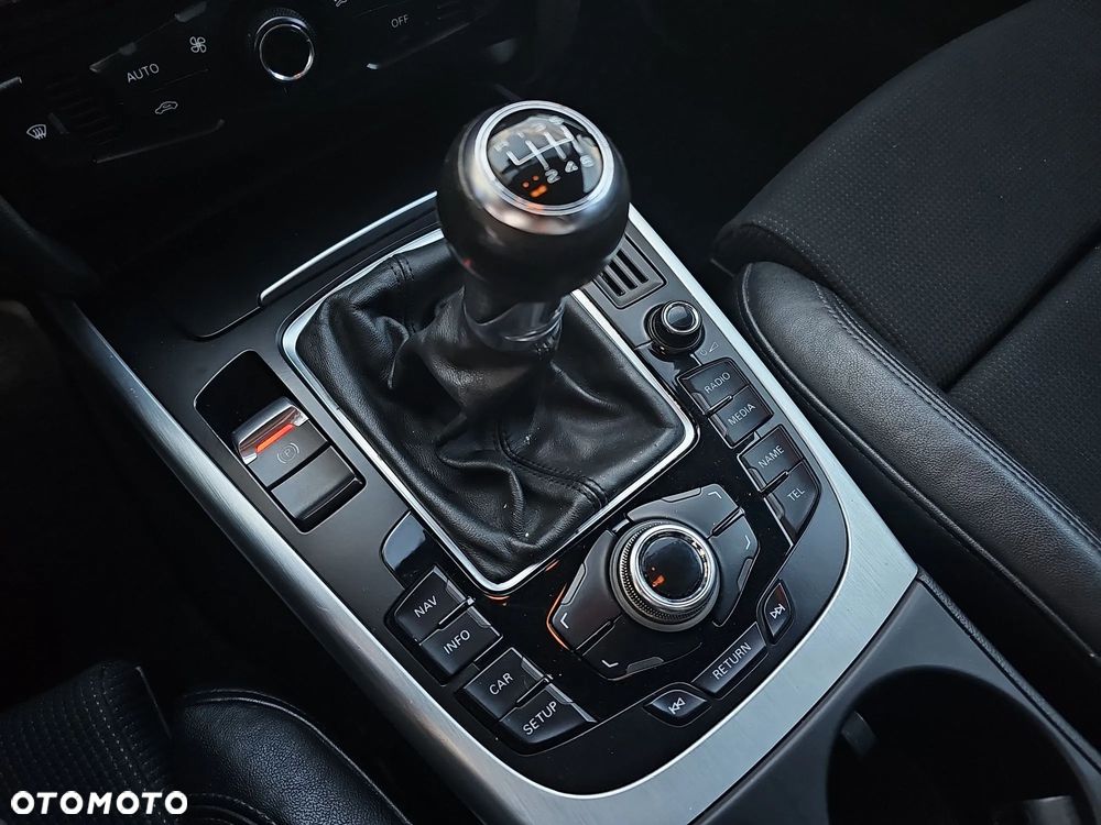 Audi A4 Avant 2.0 TFSI Quattro - 17