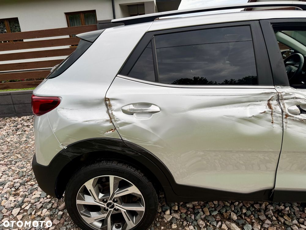 Kia Stonic 1.0 T-GDI 100 OPF Dream-Team Edition - 10