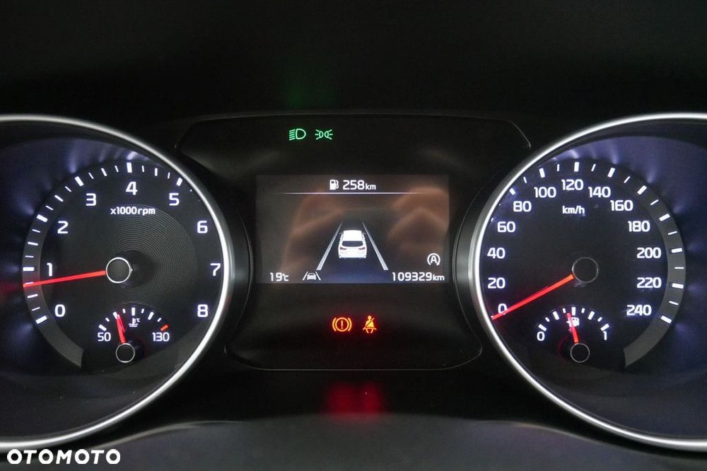 Kia Ceed 1.5 T-GDI M - 9