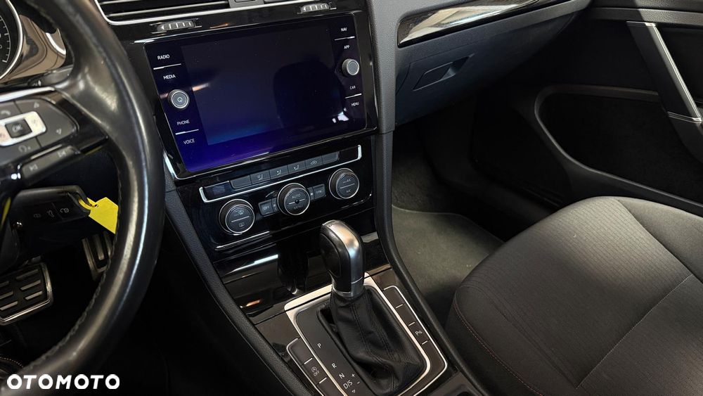 Volkswagen Golf 1.4 TSI DSG Sound - 7