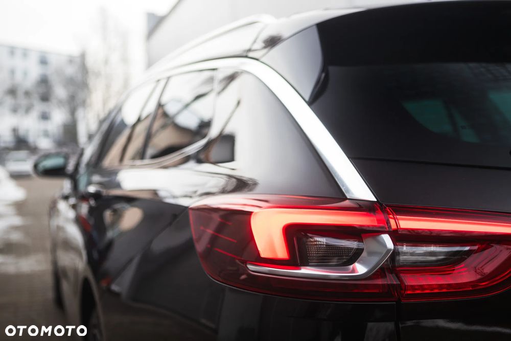 Opel Insignia 2.0 CDTI Exclusive S&S - 17