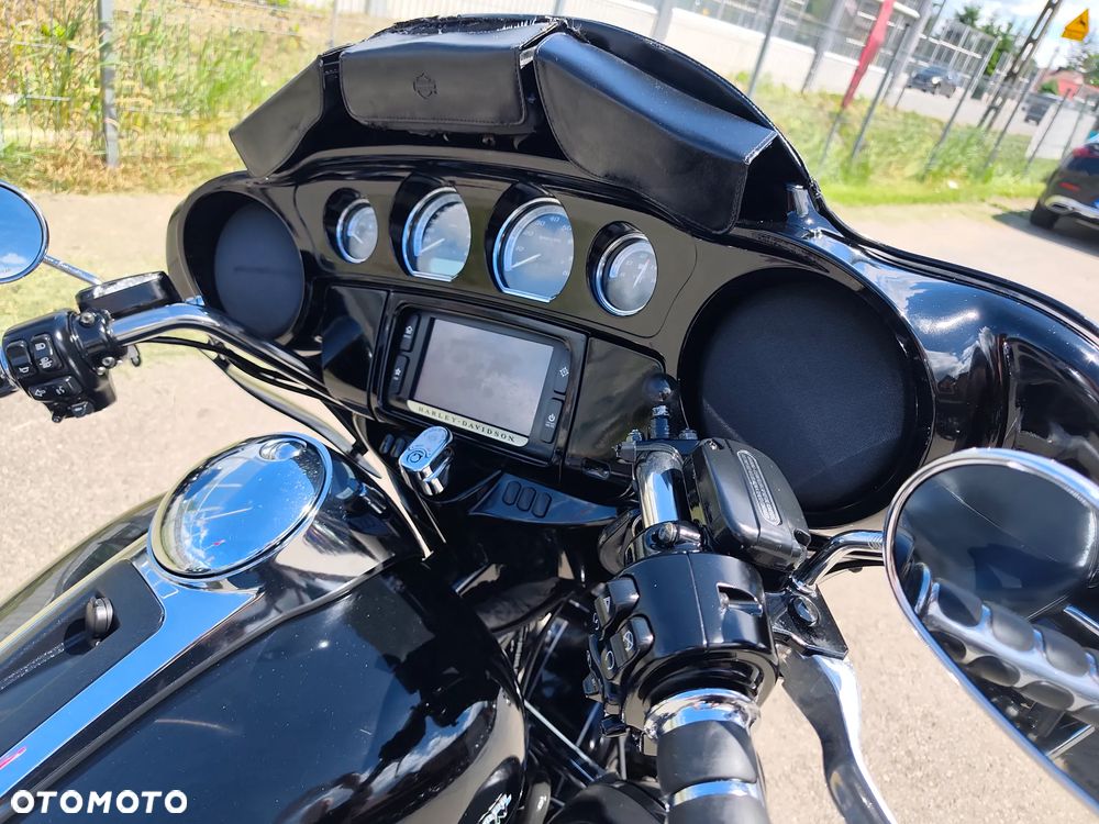 Harley-Davidson FLHTCU Ultra - 27