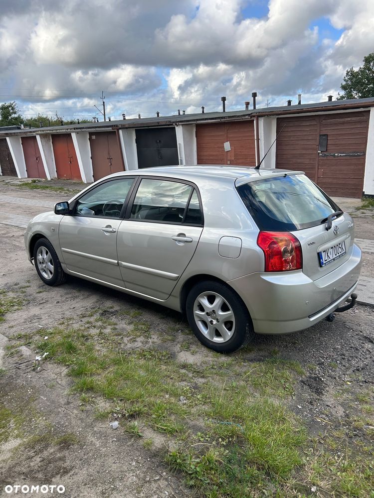 Toyota Corolla 1.6 VVT-i Sol - 2