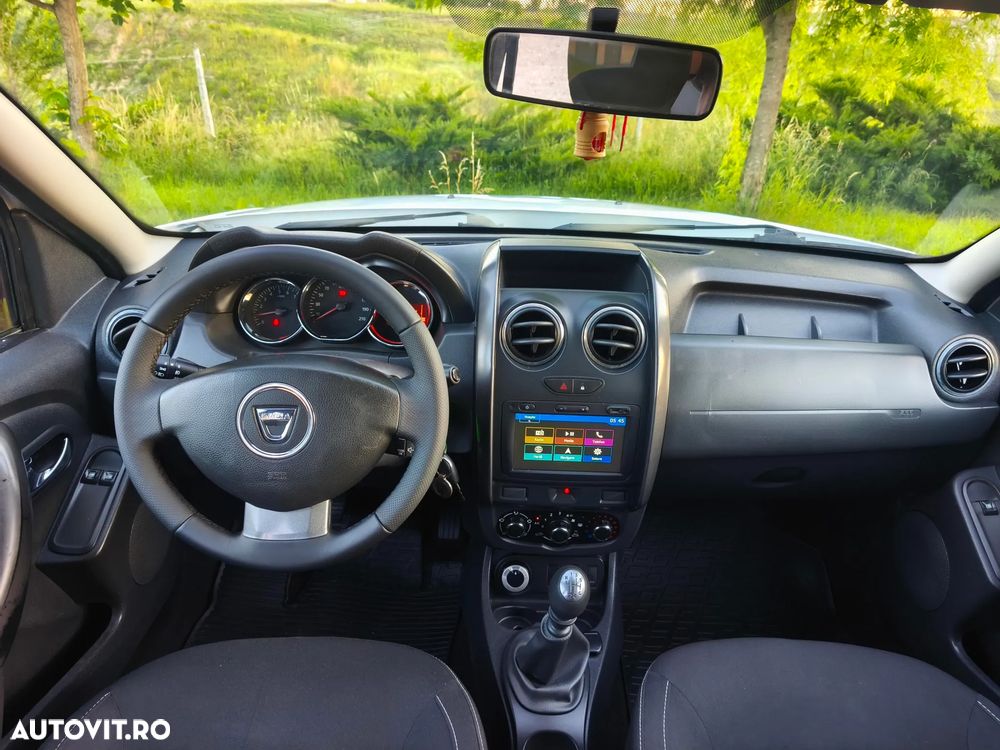 Dacia Duster dCi 110 FAP 4x4 Destination - 8