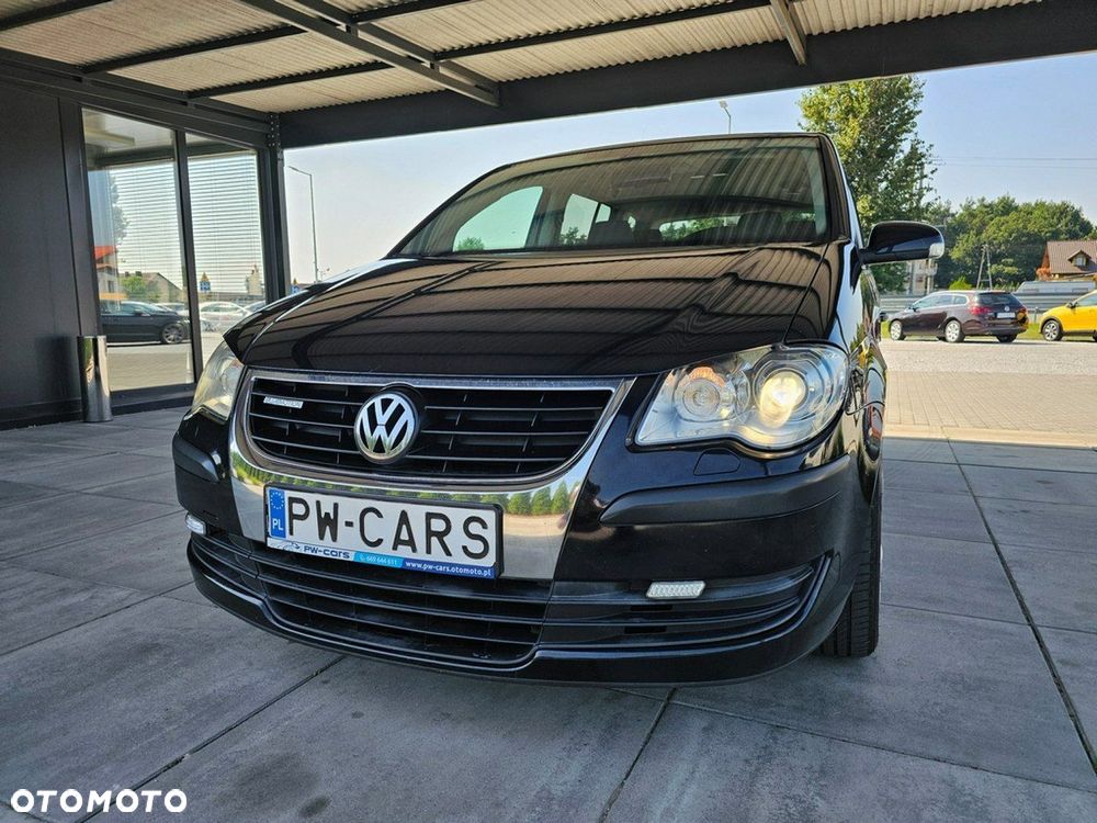 Volkswagen Touran - 6