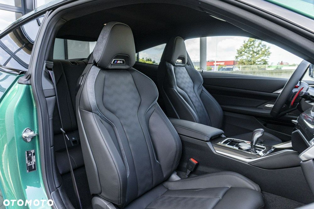BMW M4 Competition M xDrive - 26