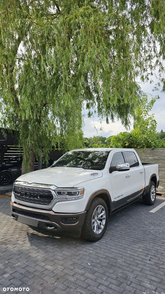 Dodge RAM 1500 5.7 4x4 - 17