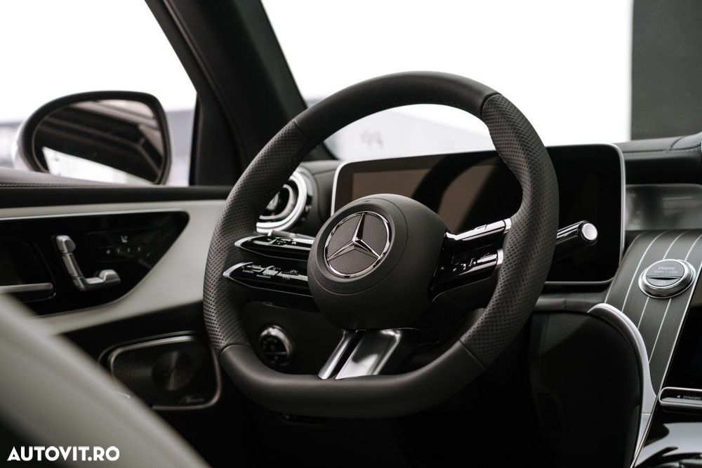 Mercedes-Benz GLC - 24