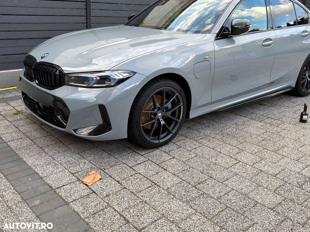 BMW Seria 3 330e xDrive AT PHEV - 9