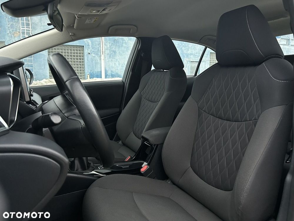 Toyota Corolla - 31