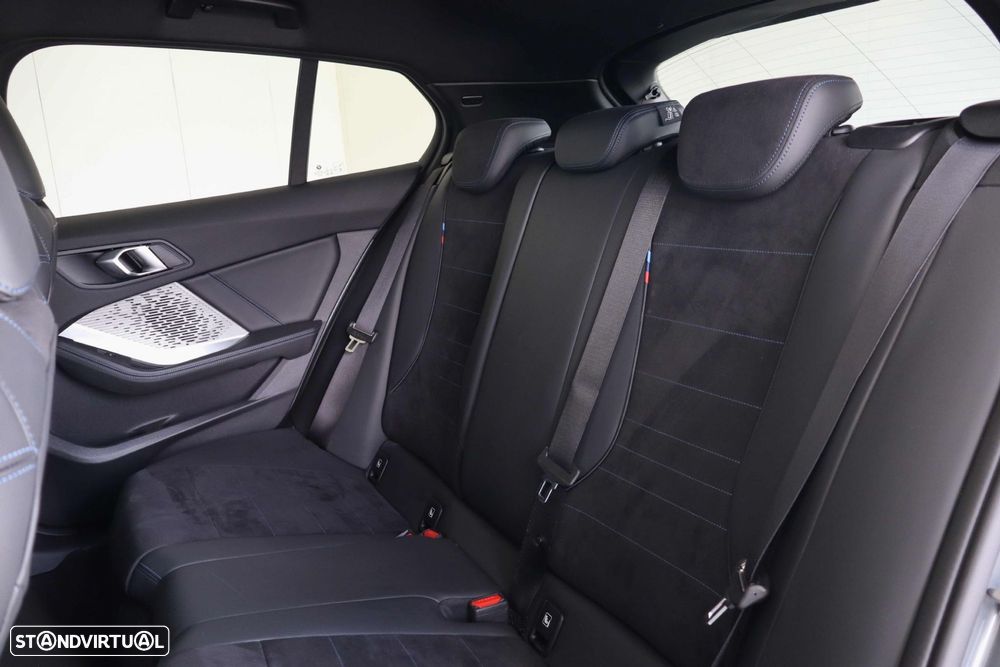 BMW 116 Pack Desportivo M - 17