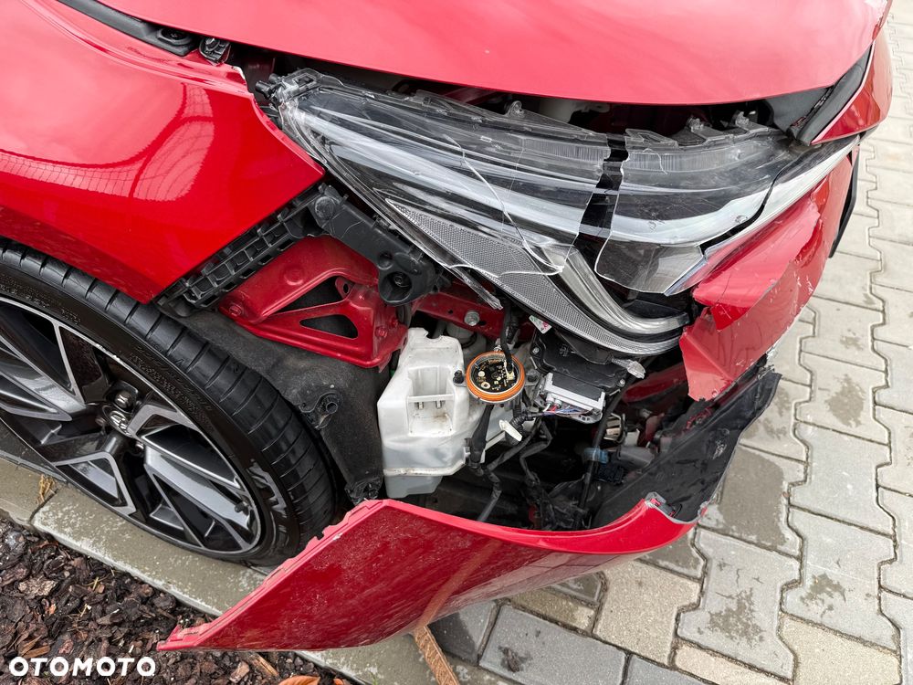 Toyota Corolla 2.0 Hybrid Executive - 11