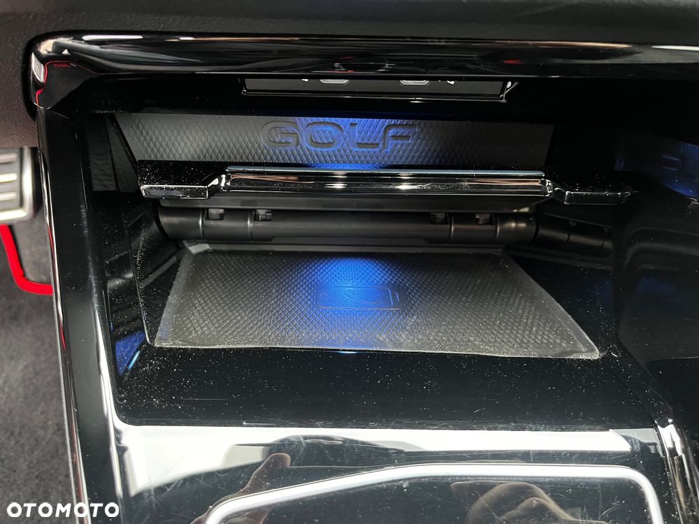 Volkswagen Golf 2.0 TSI OPF DSG GTI - 27