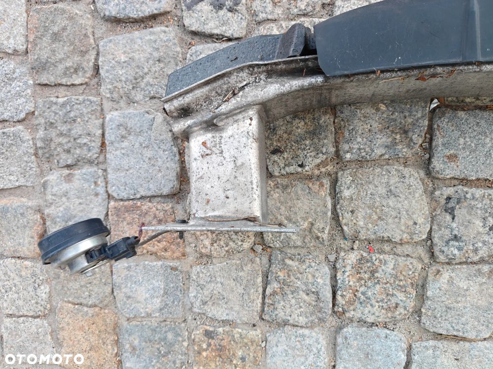 Belka Przedniego Zderzaka Audi A3 8V Wzmocnienie 8V0807109B - 8
