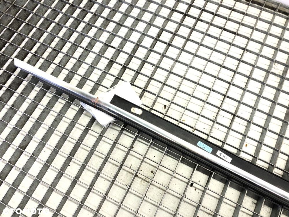 LISTWA ZGARNIAJĄCA PRZÓD PRAWA CHROM  AUDI A6 C7 Avant (4G5, 4GD) 2011 - 2018 3.0 TDI quattro 180 - 2