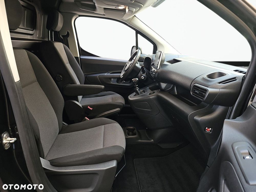 Opel Combo Cargo - 17