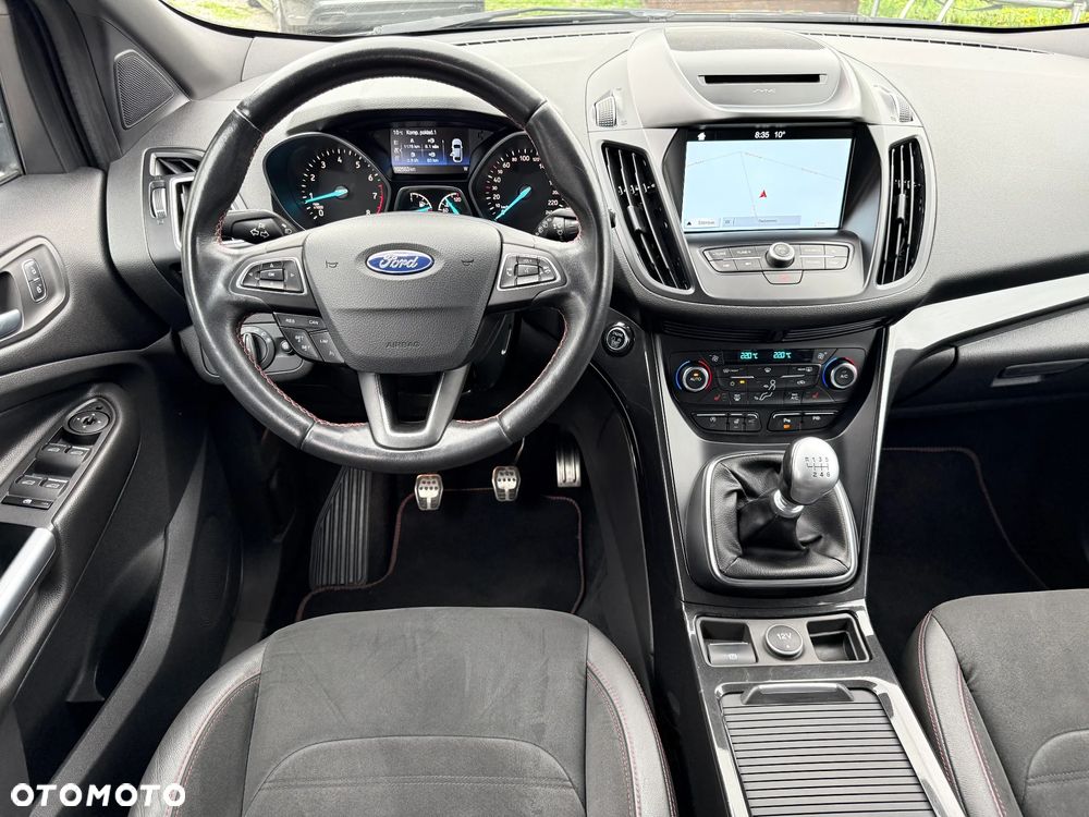 Ford Kuga 1.5 EcoBoost 2x4 ST-Line - 30