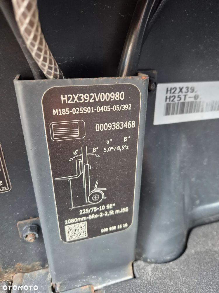 Linde H25T-02 2,5 tonowy 7200mth faktura VAT 23% - 13