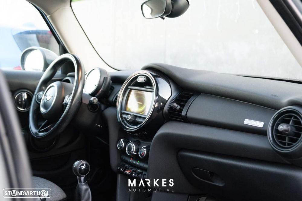 MINI 5 Portas One D Blackyard - 7