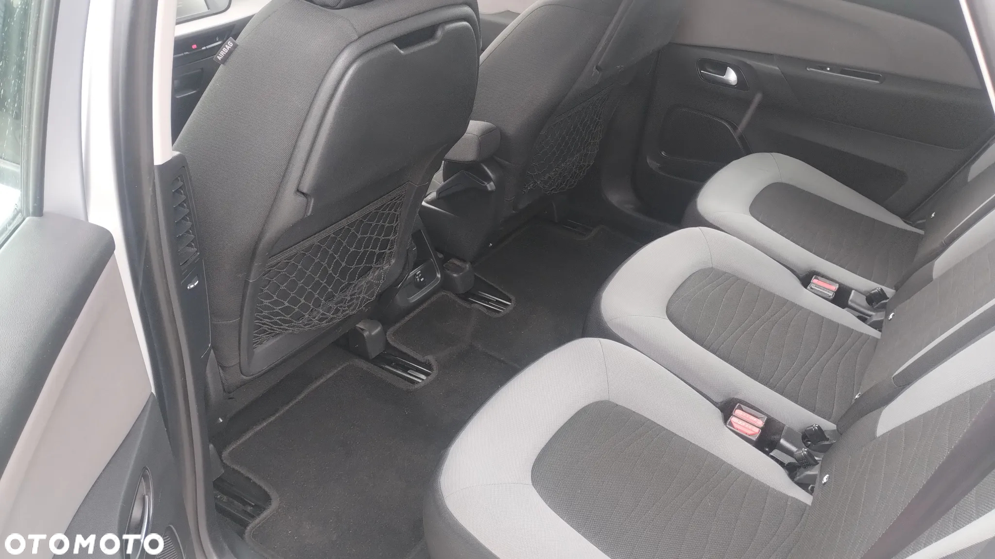 Citroën C4 Picasso 1.6 e-HDi Intensive - 17