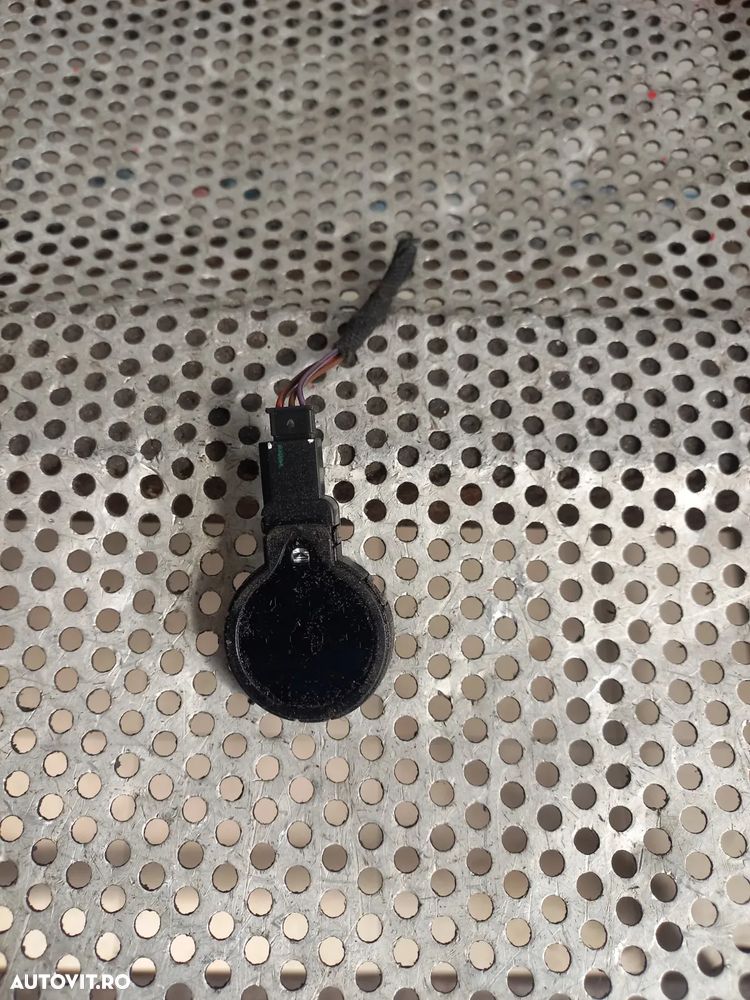 Senzor Ploaie Audi A8 4H D4 An 2010-2011-2012-2013-2014-2015-2016-2017 Dezmembrez Audi A8 4H D4 3.0 Tdi Quattro Motor CDT Cutie MXU Volan Stanga - Dezmembrari Arad - 2