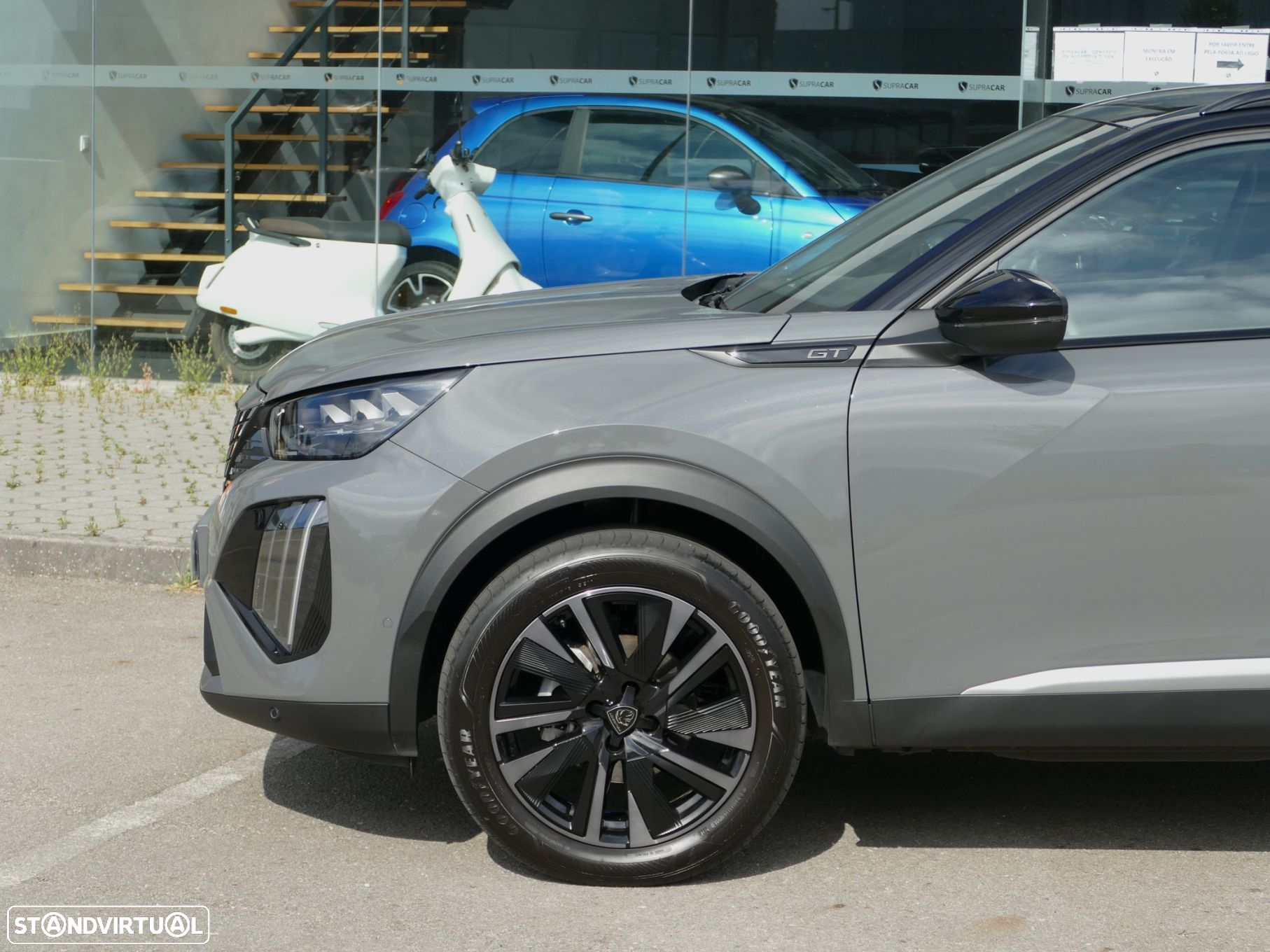 Peugeot 2008 1.2 PureTech GT EAT8 - 16
