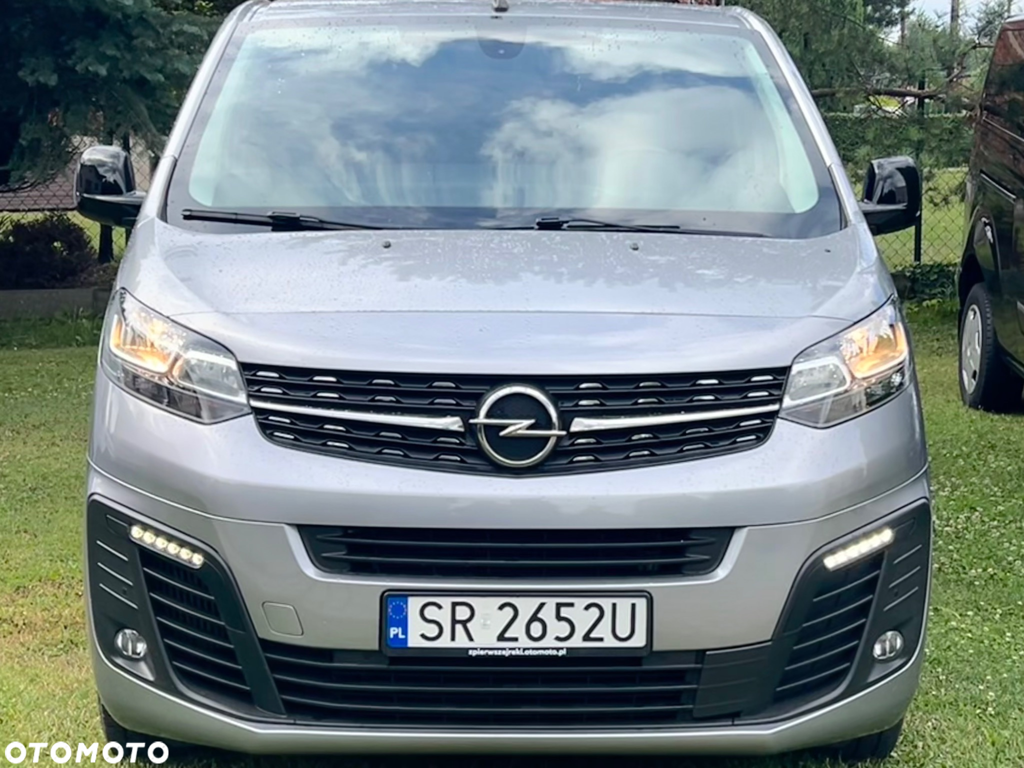 Opel Vivaro - 2