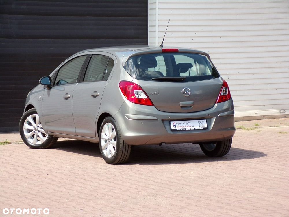 Opel Corsa - 16