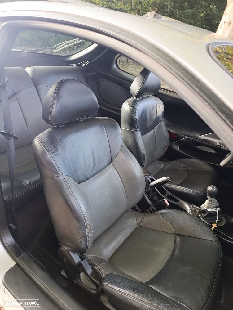 Hyundai Coupe 1.6 16V FX - 8