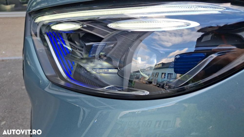 Mercedes-Benz GLC 300 d 4MATIC MHEV - 9