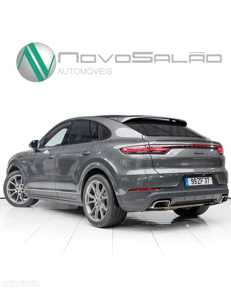 Porsche Cayenne Coupé E-Hybrid - 3