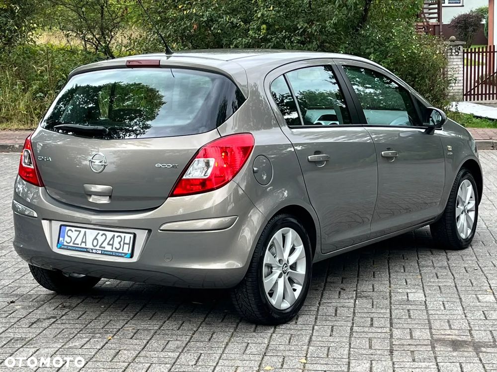 Opel Corsa 1.2 16V Edition / Active - 16