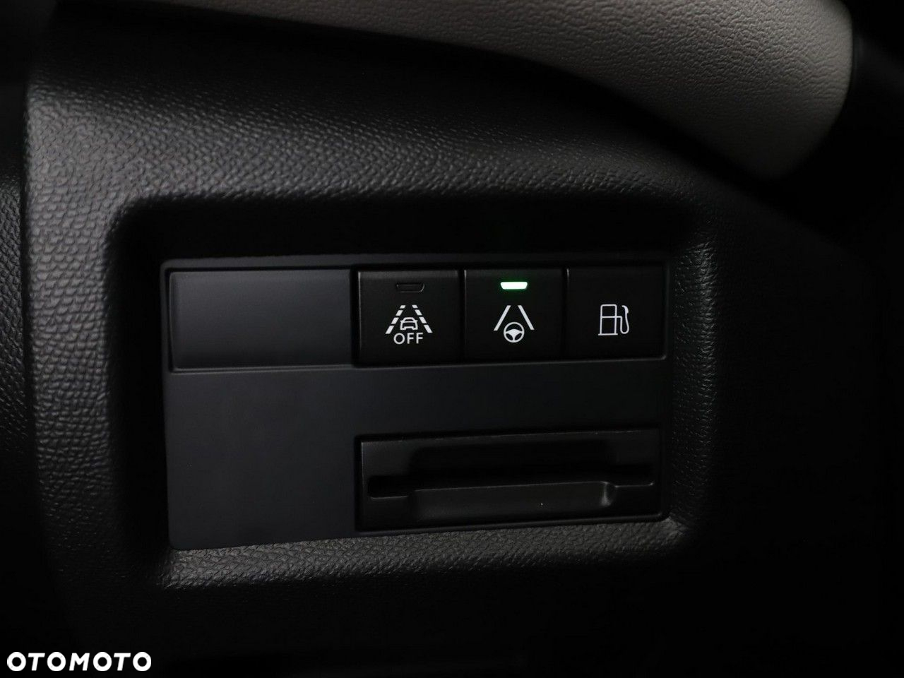 Citroën C5 Aircross Hybrid 225 e.EAT8 SHINE PACK - 35