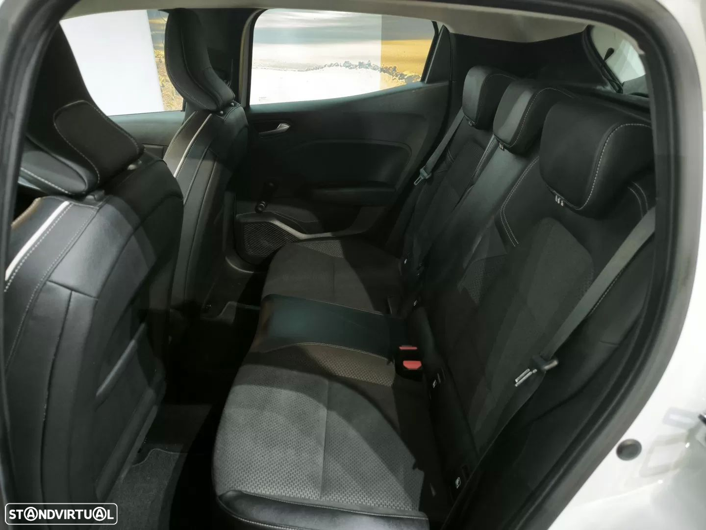 Renault Clio 1.0 TCe Intens - 19