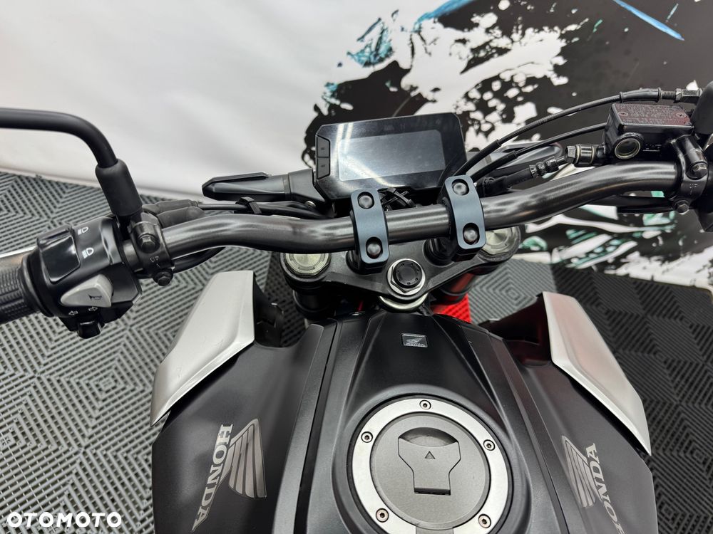 Honda CB - 24