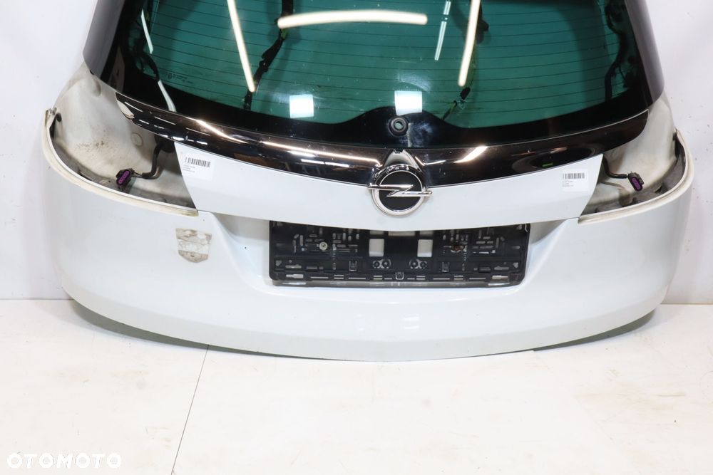 KLAPA TYLNA OPEL INSIGNIA A Z40R - 2