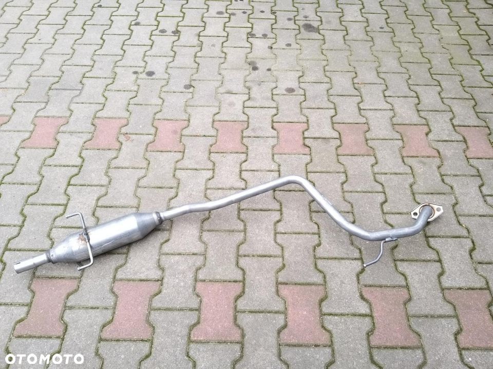 TŁUMIK ŚRODKOWY 'Toyota Yaris 1.0 08/05-12/12  174100Q020 174100Q021 174100Q022 174100Q030 174100Q031 - 1